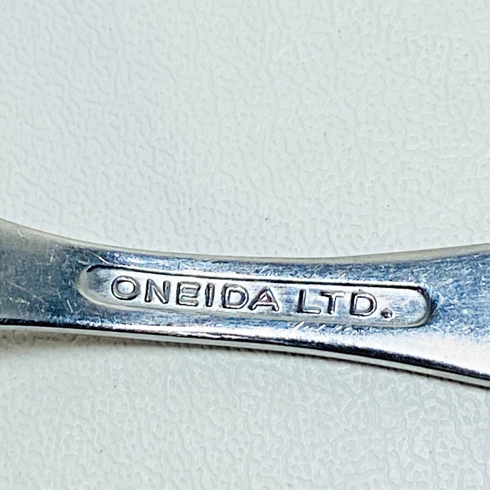 Continental Airlines by Oneida CACACACA Stainless Flatware VTG Forks‎ Knives - Picture 4 of 5